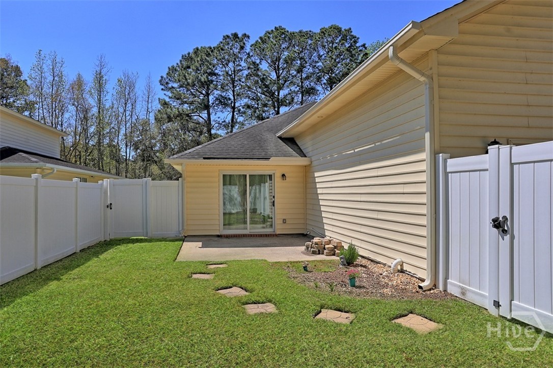 120 Trellis Way Savannah, GA 31419 - Photo 12 of 36 Large patio in backyard