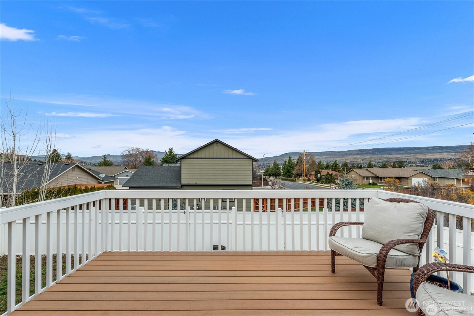 576 Saddle Rock Loop Wenatchee, WA 98801 - Photo 18 of 24