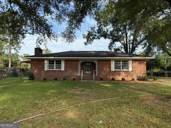 $2,500 | 412 Roberson Street, Dublin, GA 31021