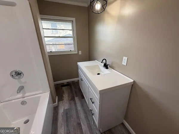 $2,500 | 412 Roberson Street, Dublin, GA 31021