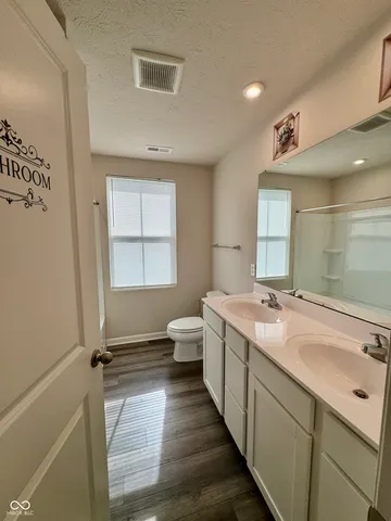 $2,400 | 830 McArthur Drive, Lebanon, IN 46052