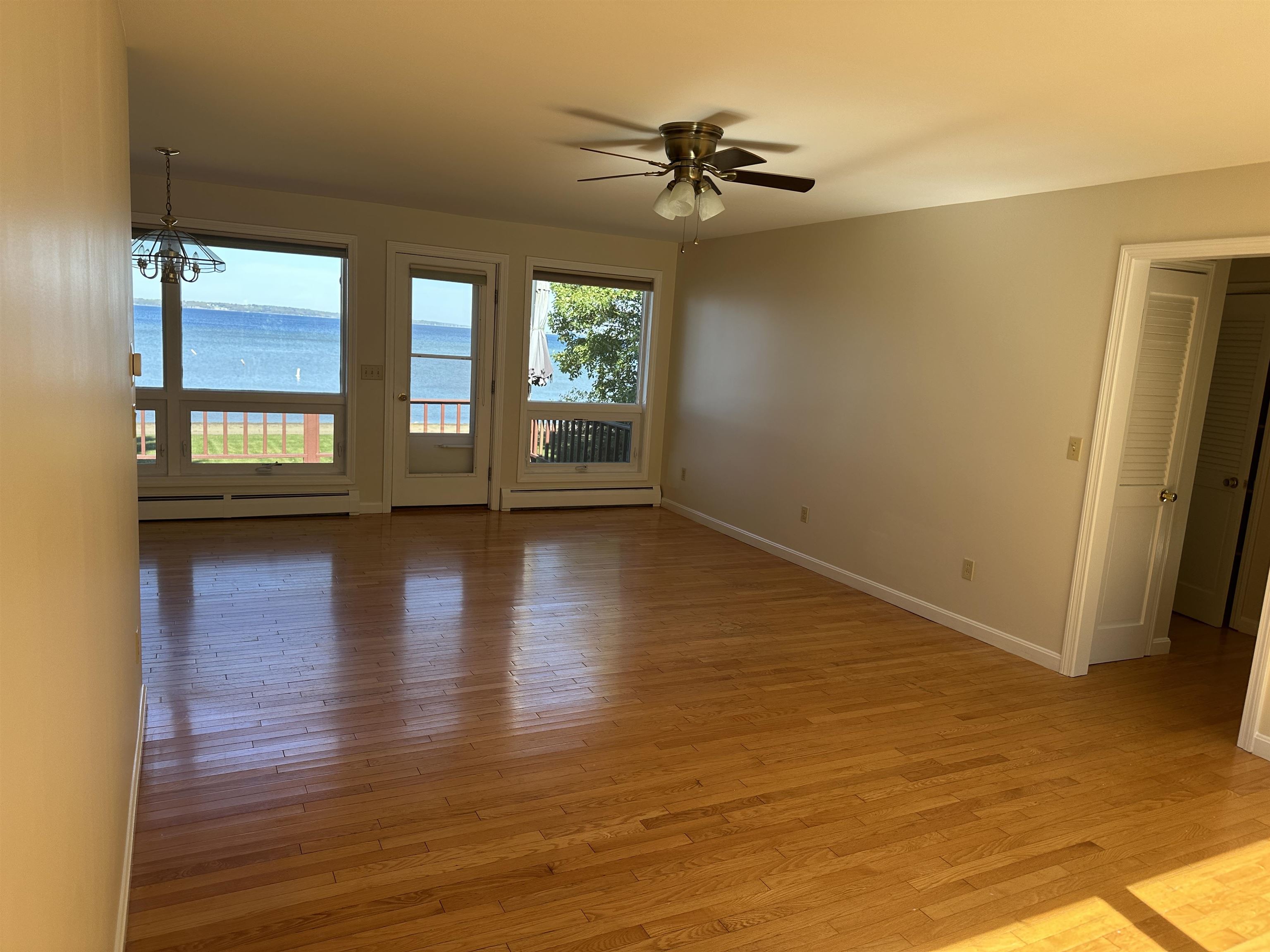 304 Thayer Bay Road Colchester, VT 05446 - Photo 12 of 32