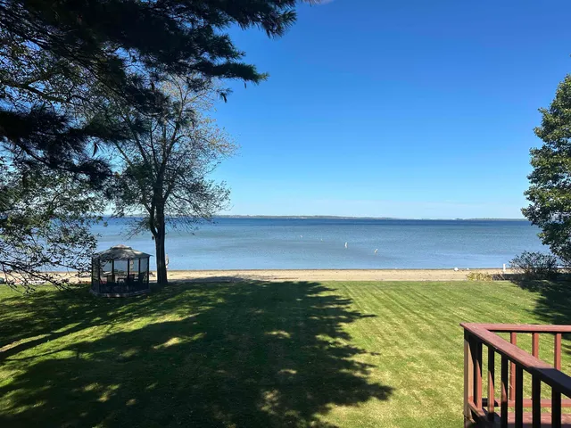 $1,700,000 | 304 Thayer Bay Road, Colchester, VT 05446