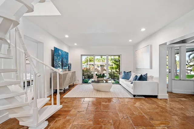 $2,795,000 | 681 Harbour Drive, Boca Raton, FL 33431