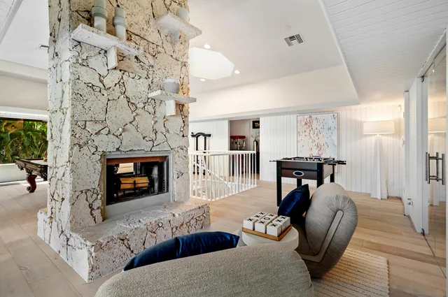 $2,795,000 | 681 Harbour Drive, Boca Raton, FL 33431