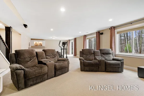 $1,200,000 | 18918 Whispering Pines Way, Spring Lake, MI 49456