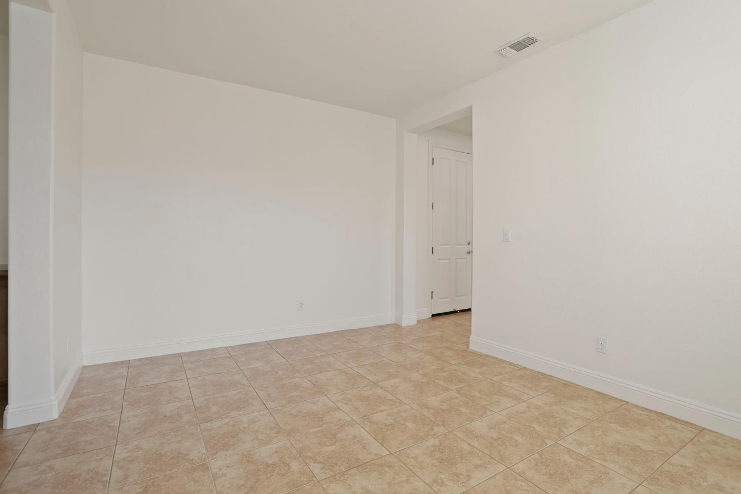 1773 Lana Way Manteca, CA 95337 - Photo 11 of 56