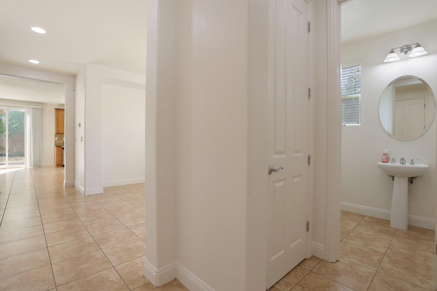 1773 Lana Way Manteca, CA 95337 - Photo 12 of 56