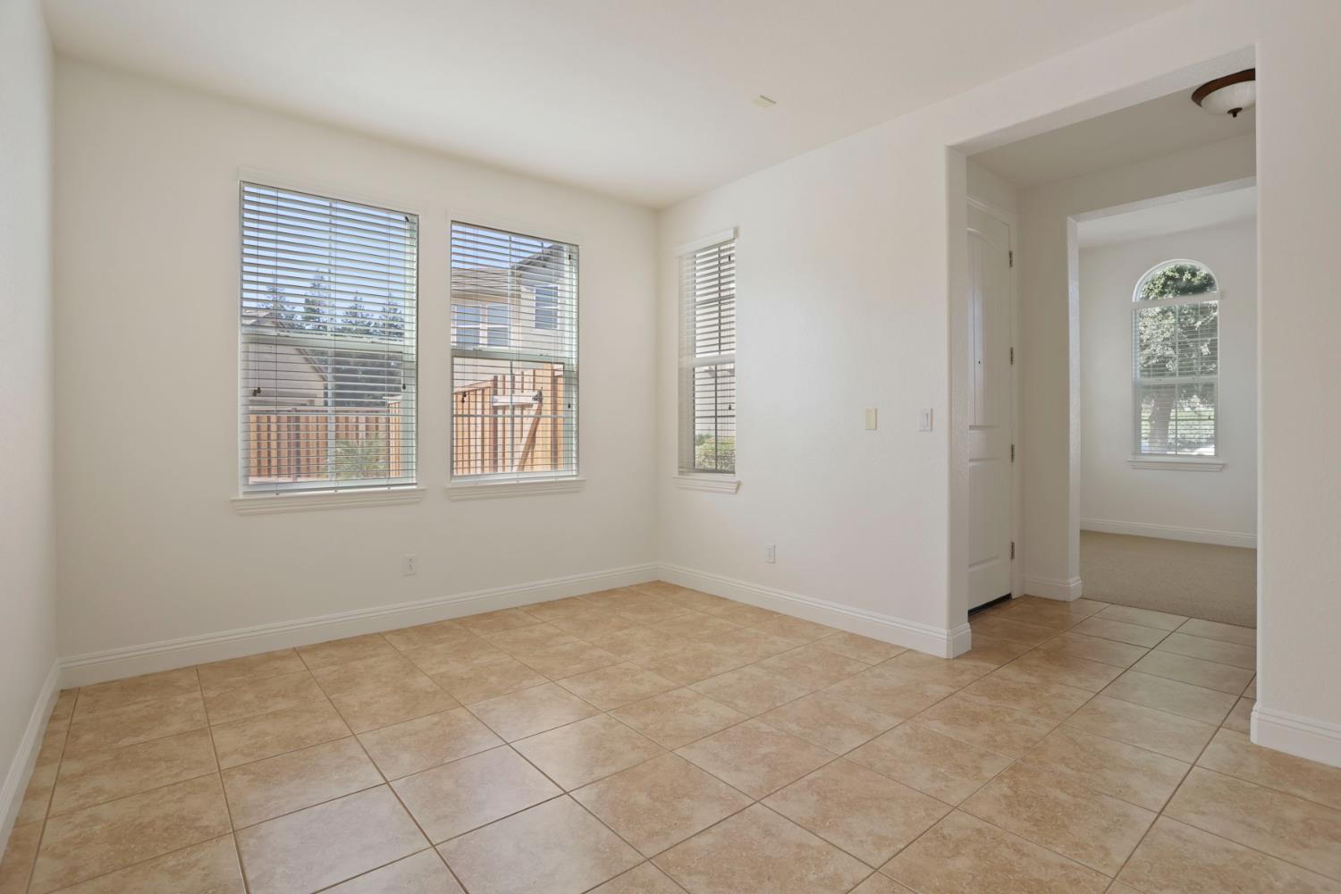 1773 Lana Way Manteca, CA 95337 - Photo 9 of 56