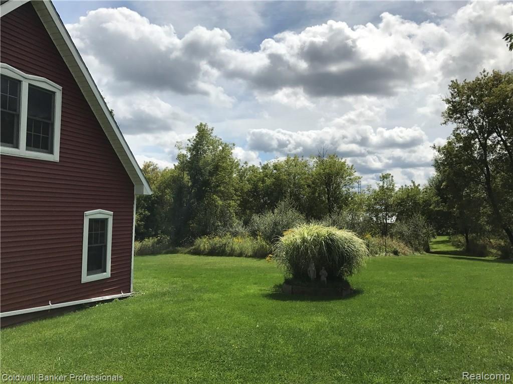 4589 Merwin Road Lapeer, MI 48446 - Photo 21 of 34 IMG_2083.JPG