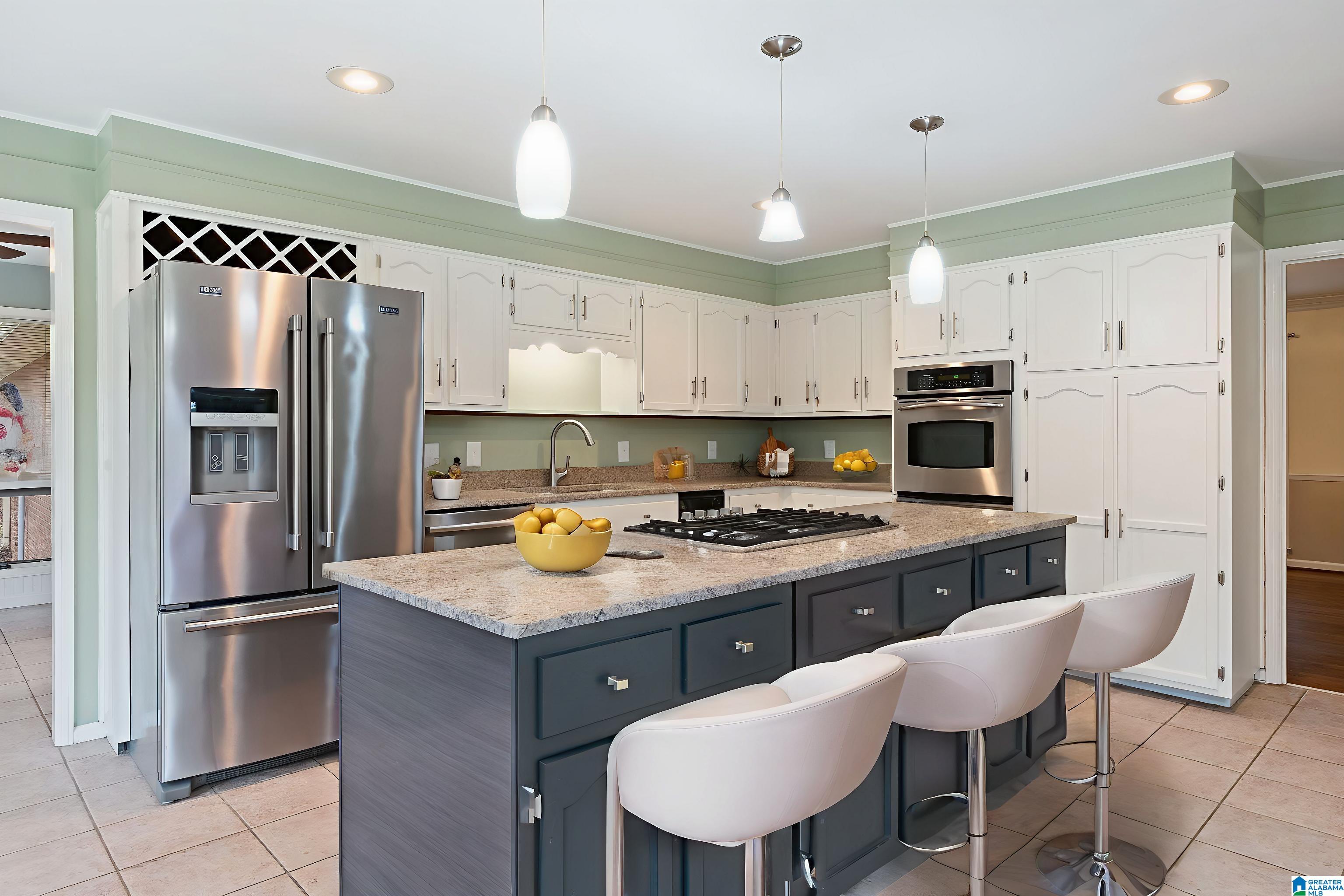 2023 Club Road Birmingham, AL 35244 - Photo 11 of 79