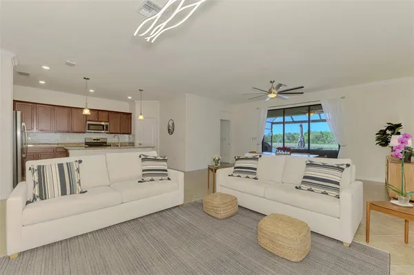 $495,000 | 10435 Medjool Drive, Venice, FL 34293