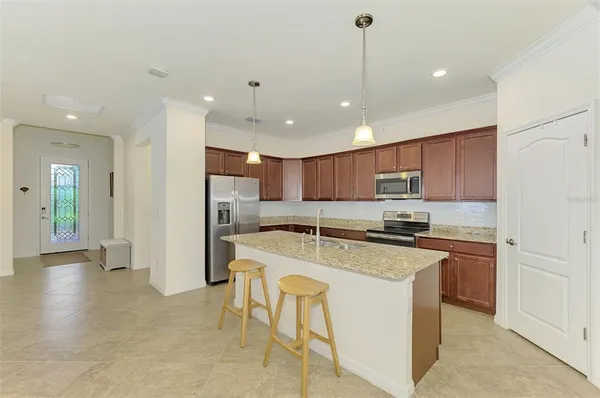 $495,000 | 10435 Medjool Drive, Venice, FL 34293