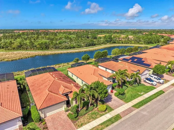$495,000 | 10435 Medjool Drive, Venice, FL 34293