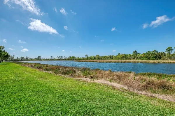 $495,000 | 10435 Medjool Drive, Venice, FL 34293