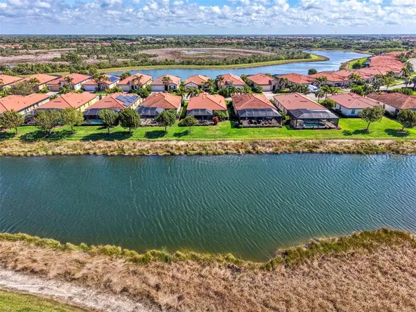 $495,000 | 10435 Medjool Drive, Venice, FL 34293
