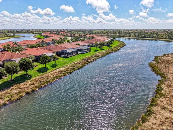 $495,000 | 10435 Medjool Drive, Venice, FL 34293