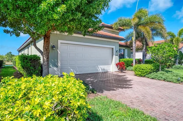 $495,000 | 10435 Medjool Drive, Venice, FL 34293