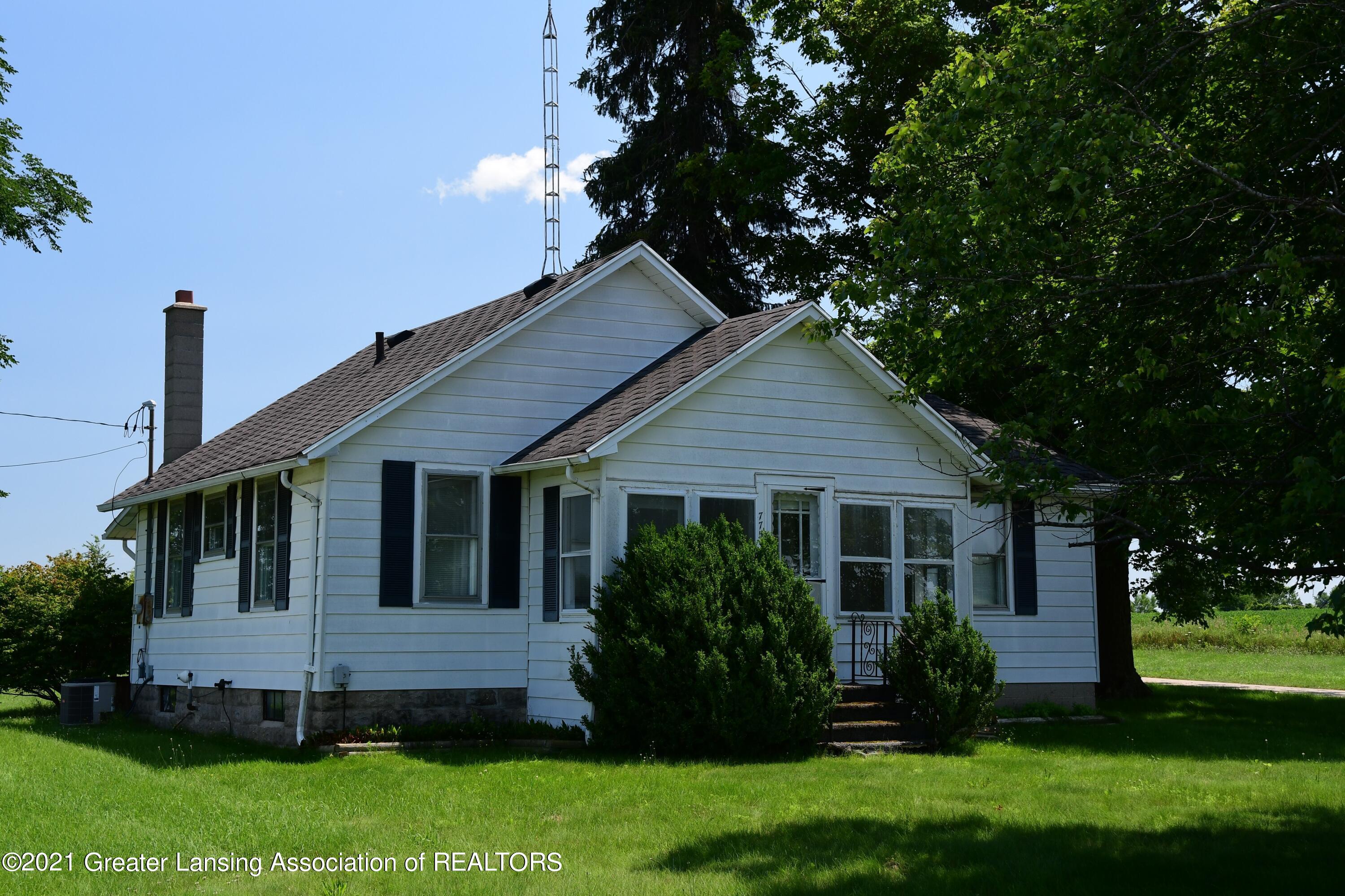 775 Tuttle Road Mason, MI 48854 - Photo 1 of 46 Front Of House