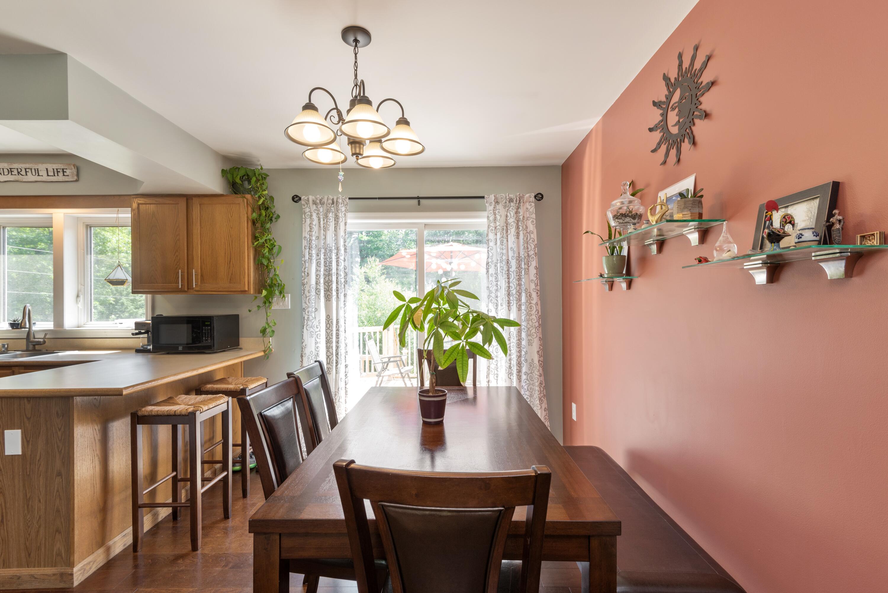229 Cranberry Meadow Road Berwick, ME 03901 - Photo 10 of 27 DiningRm2