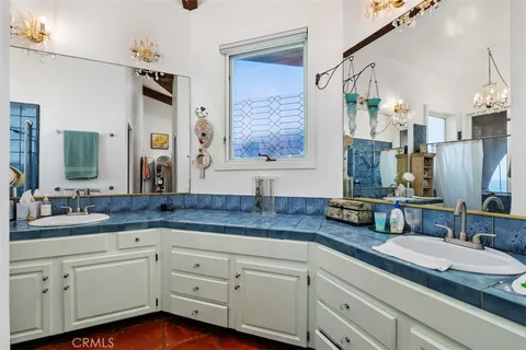 $6,485,000 | 2399 San Clemente Street, Laguna Beach, CA 92651