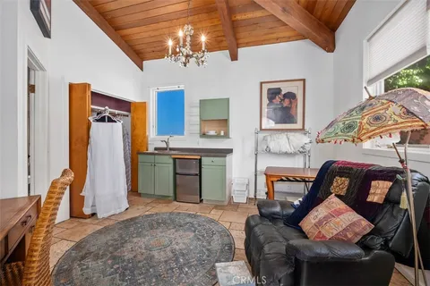 $6,485,000 | 2399 San Clemente Street, Laguna Beach, CA 92651