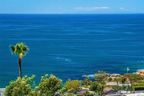 $6,485,000 | 2399 San Clemente Street, Laguna Beach, CA 92651