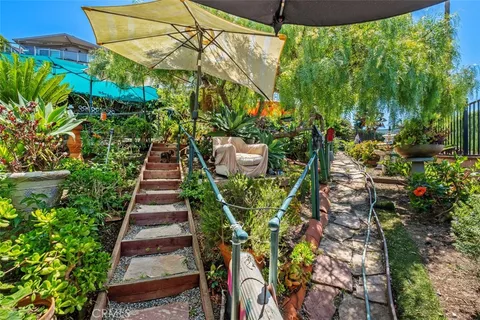$6,485,000 | 2399 San Clemente Street, Laguna Beach, CA 92651