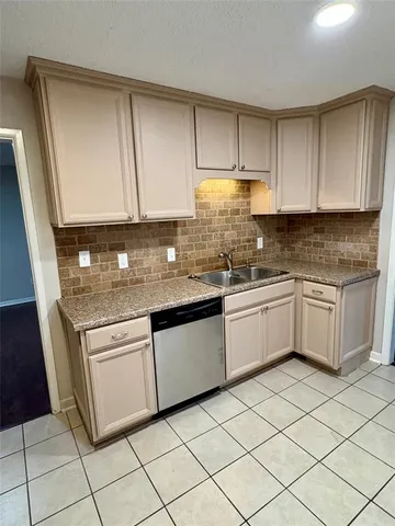 $3,300 | 10628 Pagewood Drive, Dallas, TX 75230