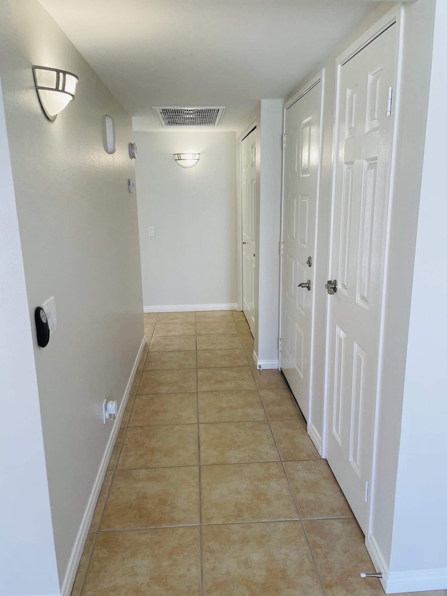 43376 Cook Street, Unit 38 Palm Desert, CA 92211 - Photo 6 of 33 a view of a hallway