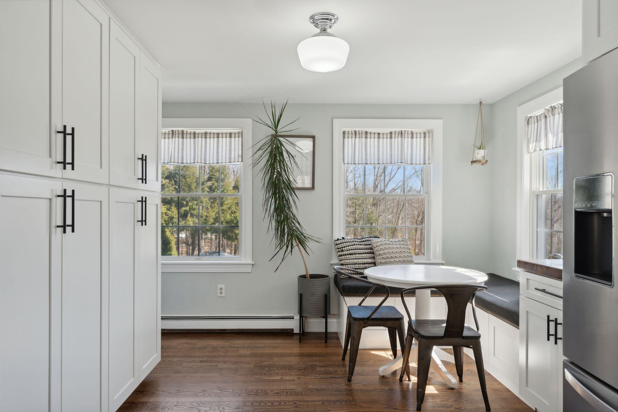 5 Gayles Way Cumberland Center, ME 04021 - Photo 14 of 61 breakfast nook