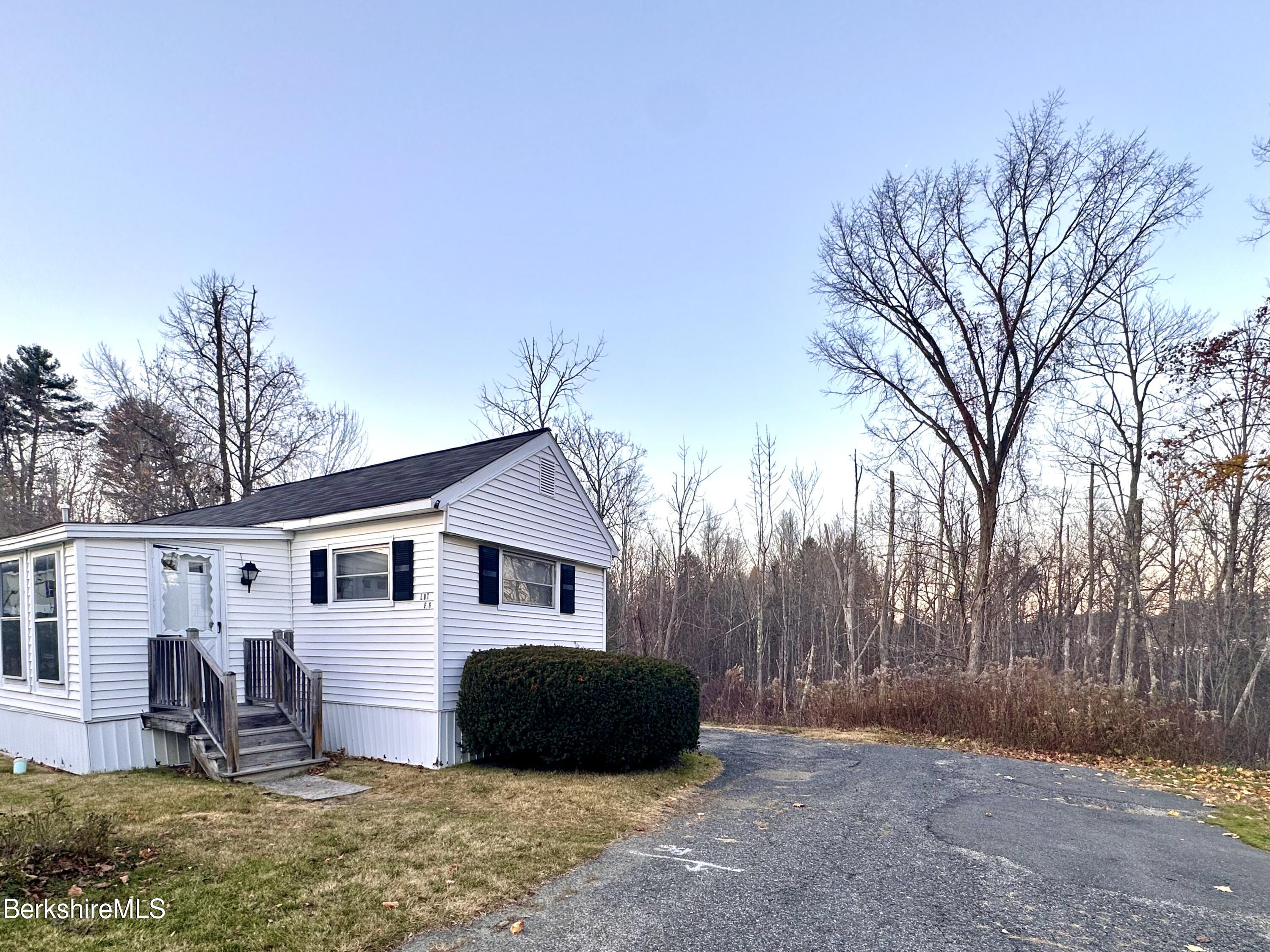 405 Pittsfield Lenox Road, Unit E6 Lenox, MA 01240 - Photo 3 of 23 Parking