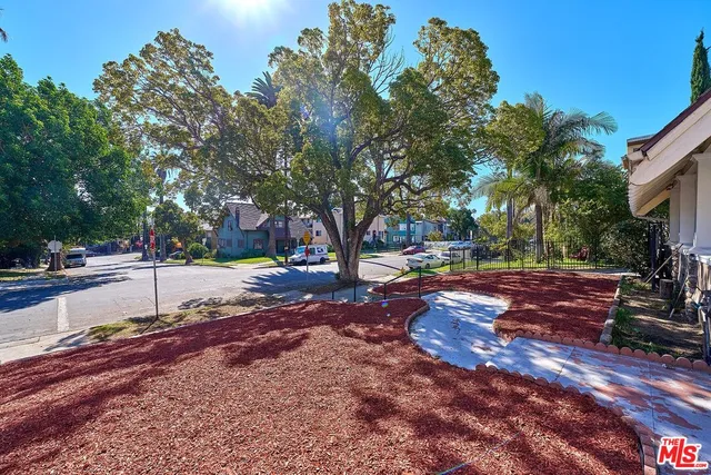 a view of street with tree s