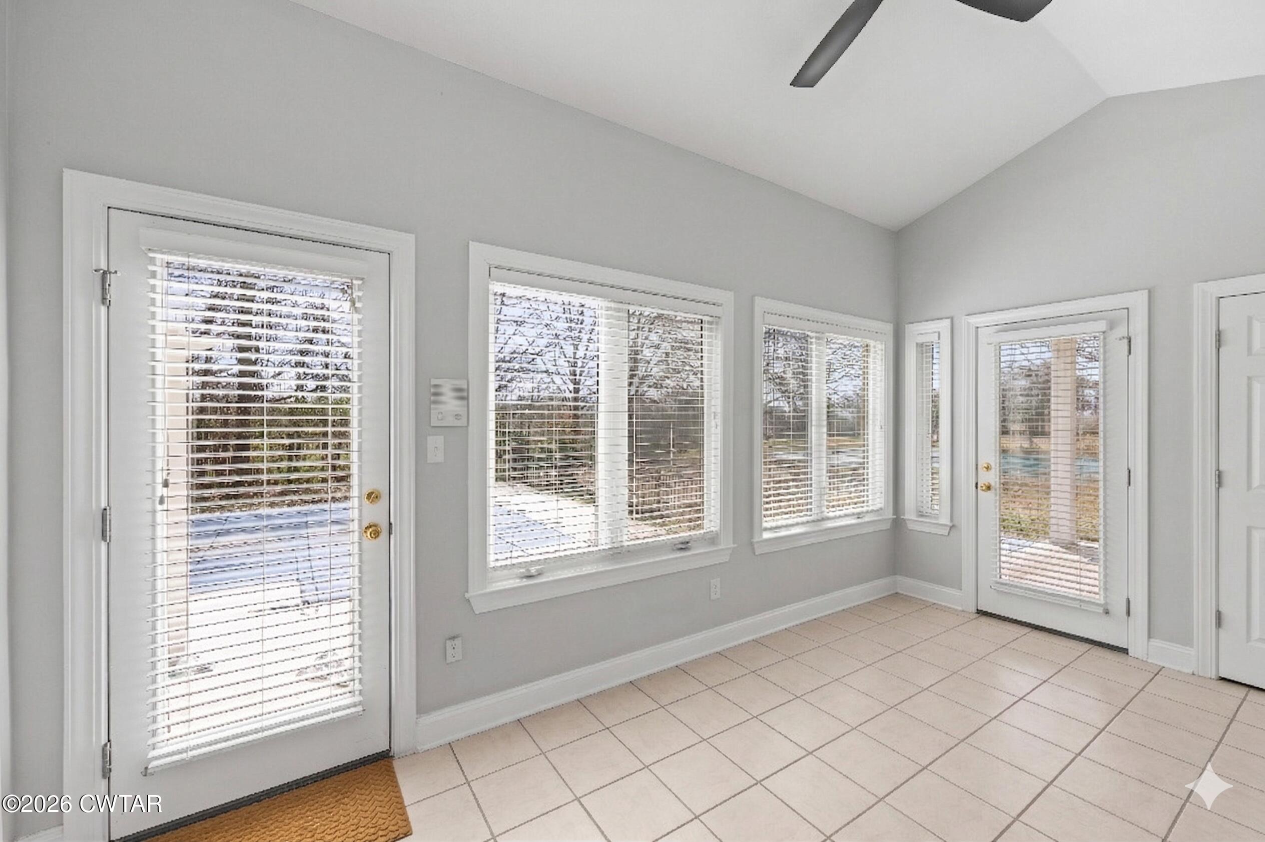 433 Sanders Bluff Road Three Way, TN 38343 - Photo 15 of 41 Sunroom