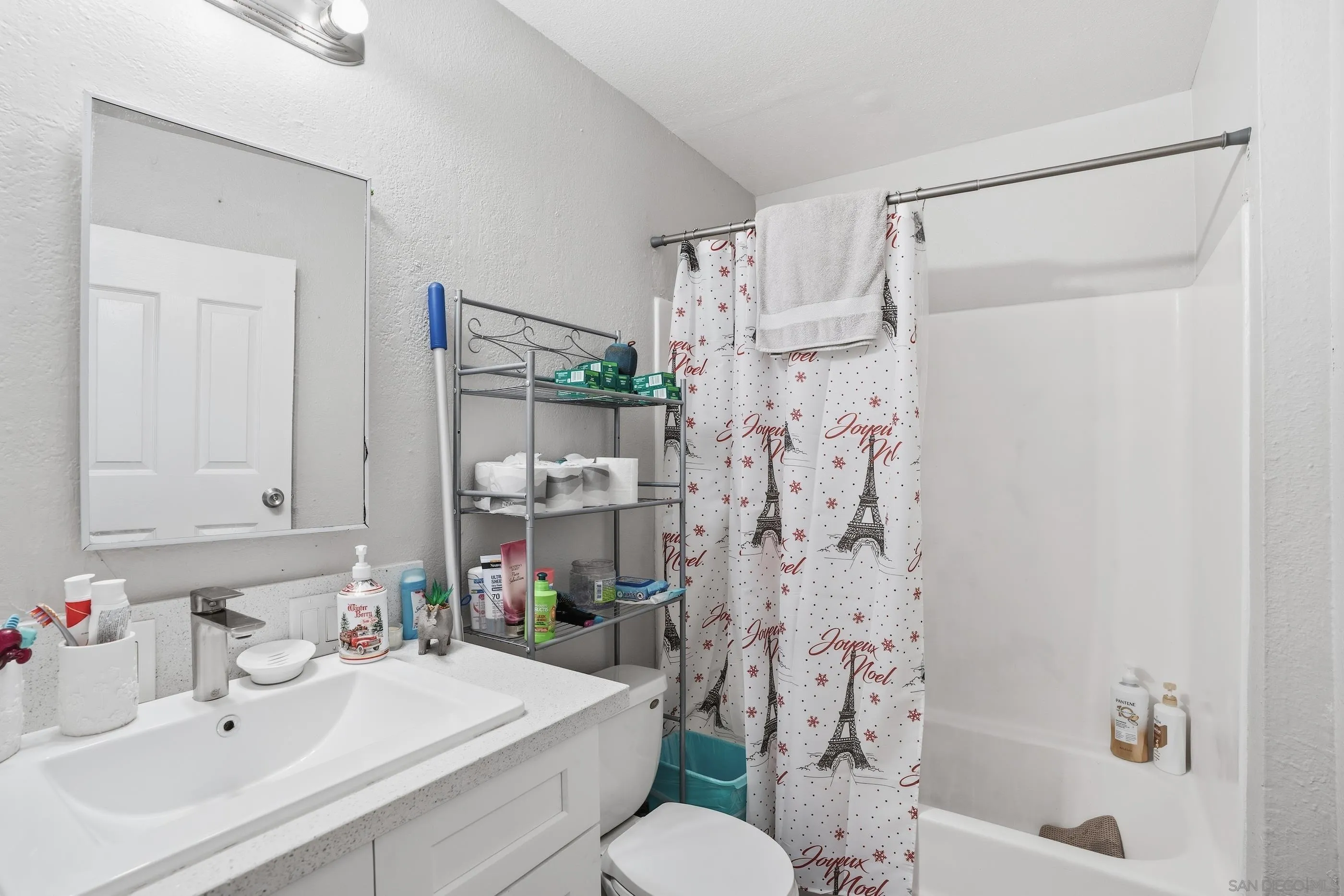 829 Grand Avenue Spring Valley, CA 91977 - Photo 13 of 19