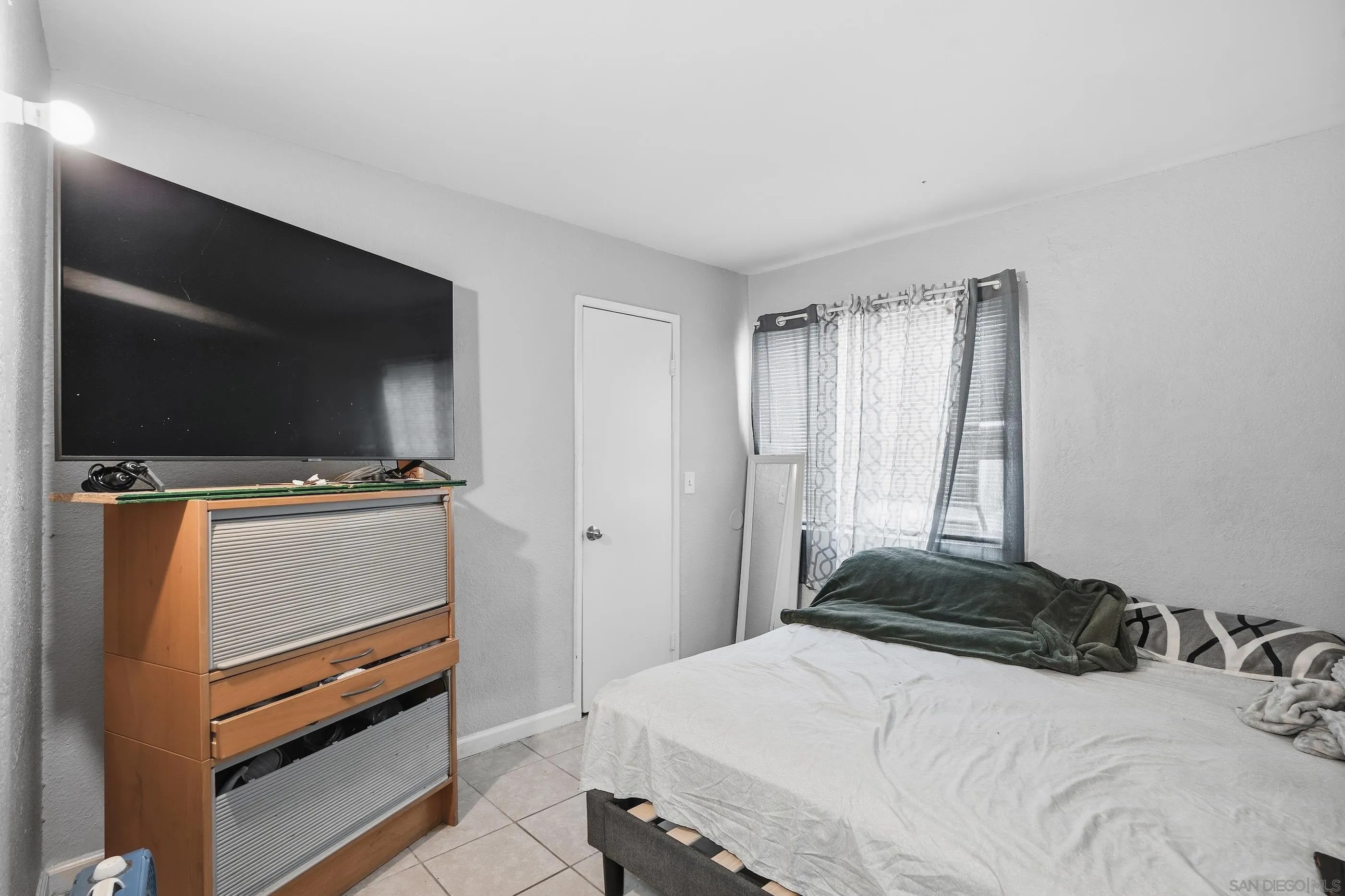 829 Grand Avenue Spring Valley, CA 91977 - Photo 14 of 19