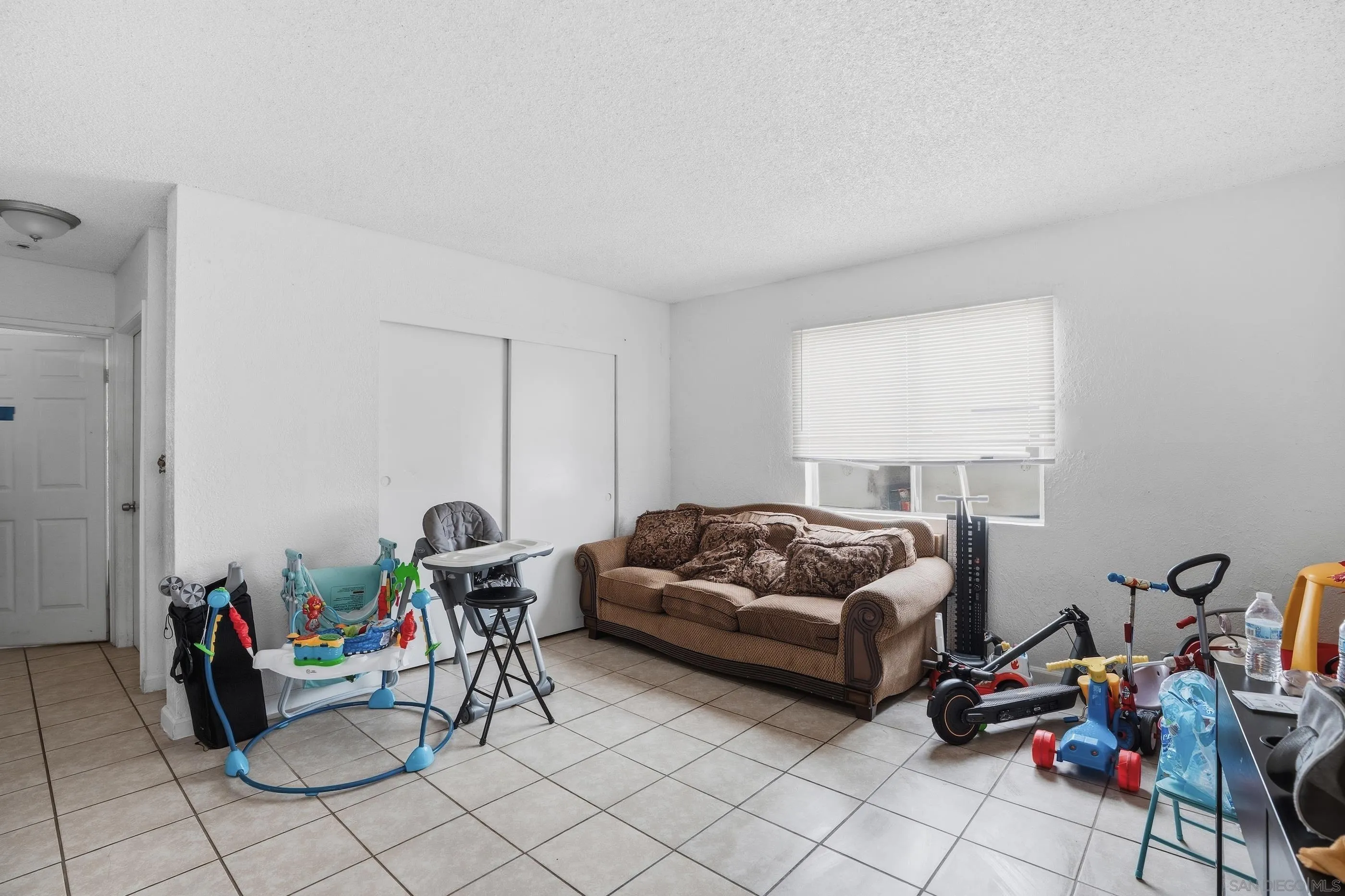 829 Grand Avenue Spring Valley, CA 91977 - Photo 15 of 19