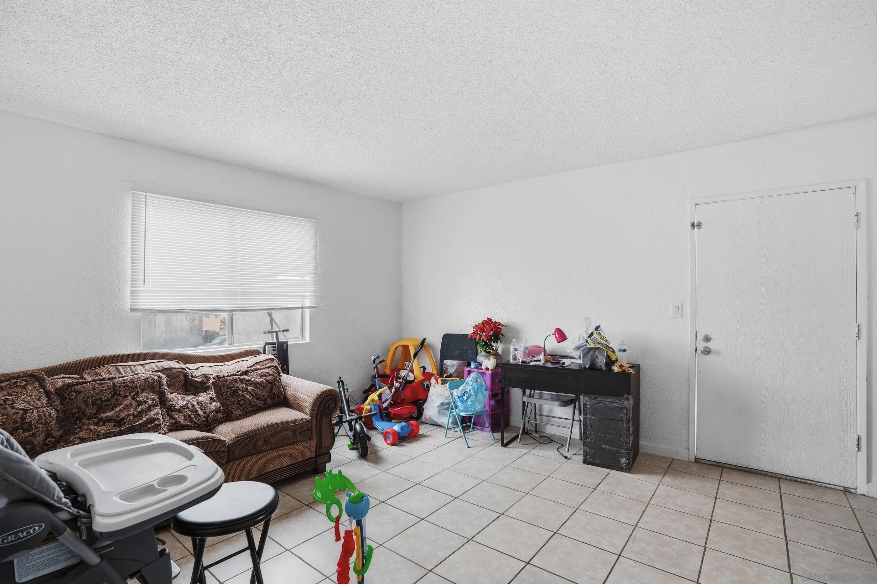 829 Grand Avenue Spring Valley, CA 91977 - Photo 16 of 19