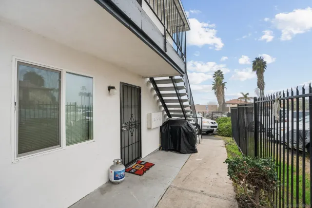 $1,776,000 | 829 Grand Avenue, Spring Valley, CA 91977