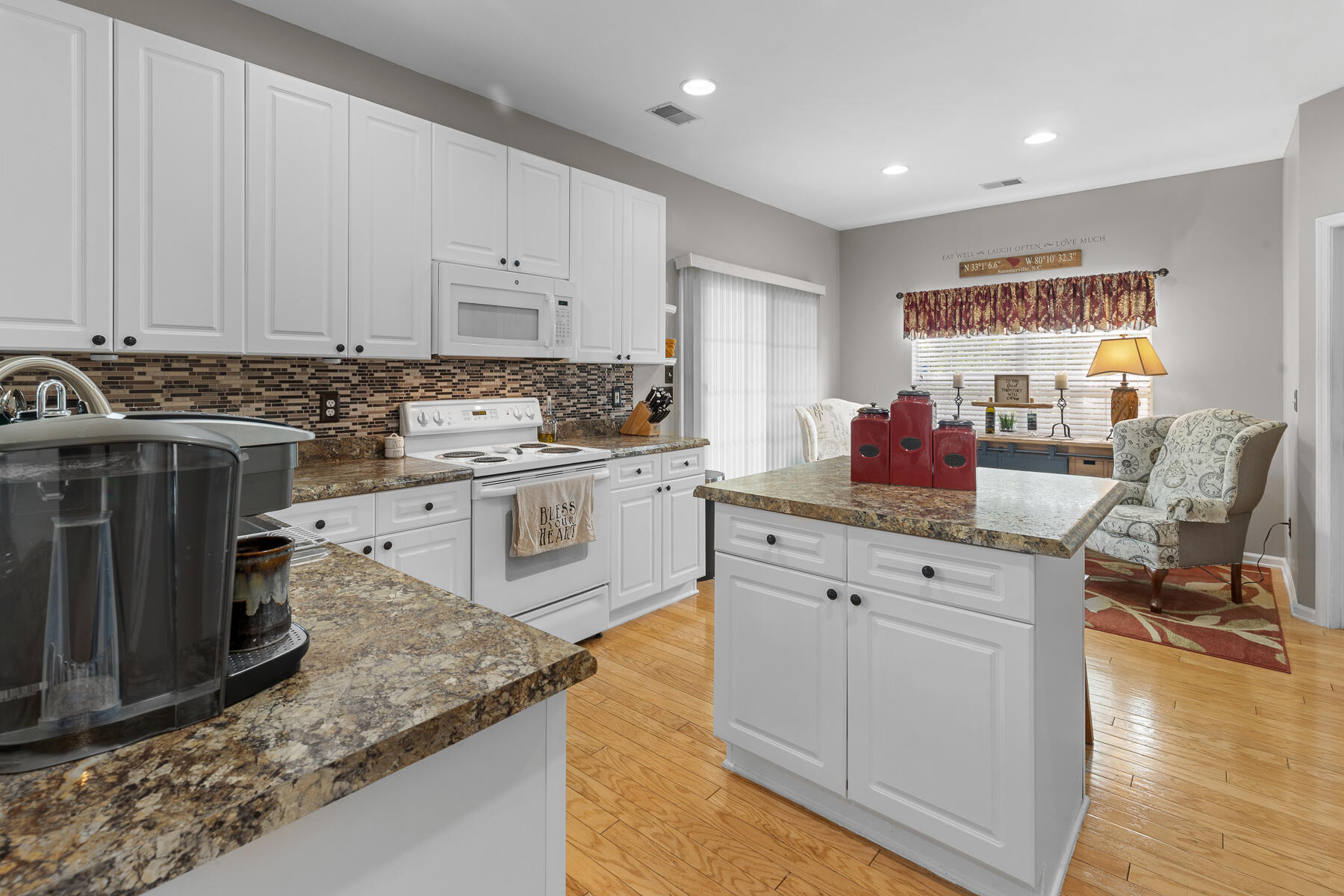 9411 Harroway Road Summerville, SC 29485 - Photo 5 of 91 MP-11