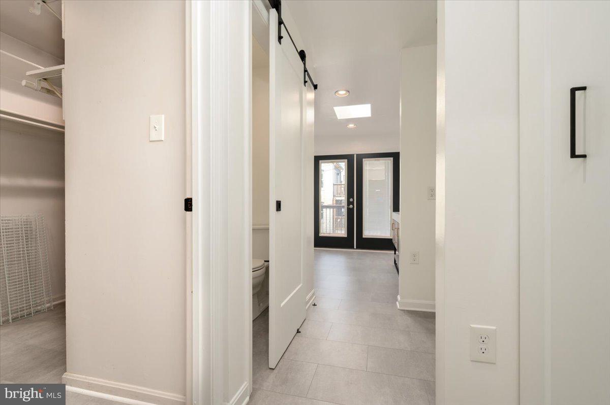1450 Riverside Avenue Baltimore, MD 21230 - Photo 20 of 38 Primary bathroom suite