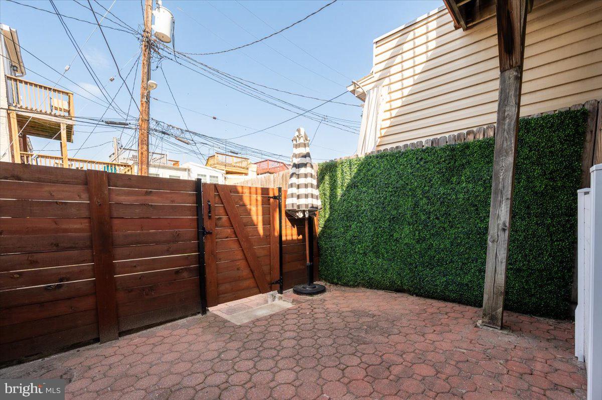 1450 Riverside Avenue Baltimore, MD 21230 - Photo 31 of 38 Private patio space