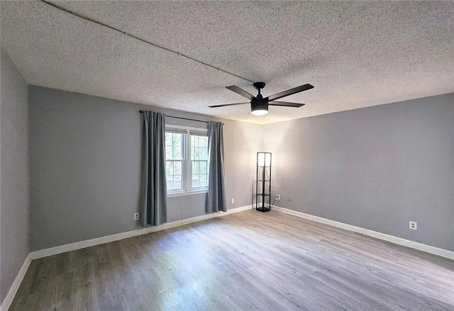 $159,900 | 77 De Arc Place Northwest, Atlanta, GA 30327