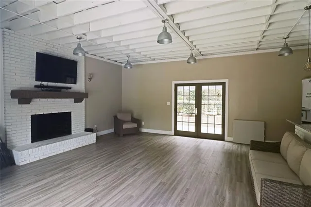 $159,900 | 77 De Arc Place Northwest, Atlanta, GA 30327