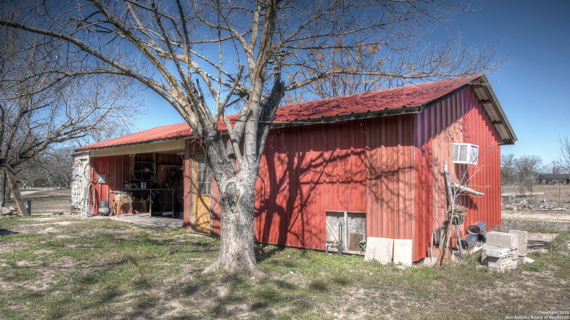 6613 Fm 1120 Rio Frio, TX 78879 - Photo 19 of 51