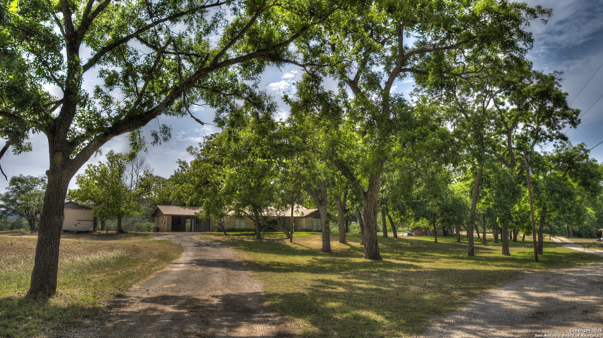 6613 Fm 1120 Rio Frio, TX 78879 - Photo 2 of 51