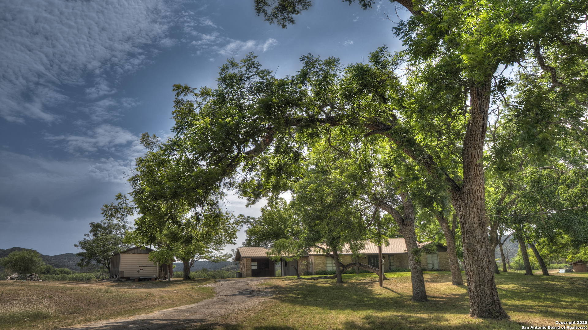 6613 Fm 1120 Rio Frio, TX 78879 - Photo 3 of 51