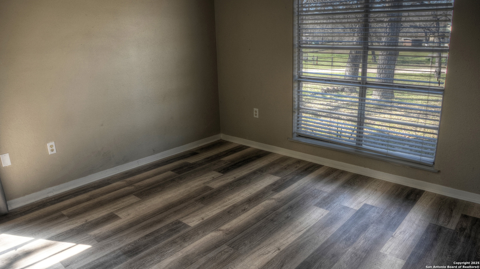 6613 Fm 1120 Rio Frio, TX 78879 - Photo 35 of 51