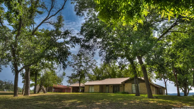 $630,000 | 6613 Fm 1120, Rio Frio, TX 78879