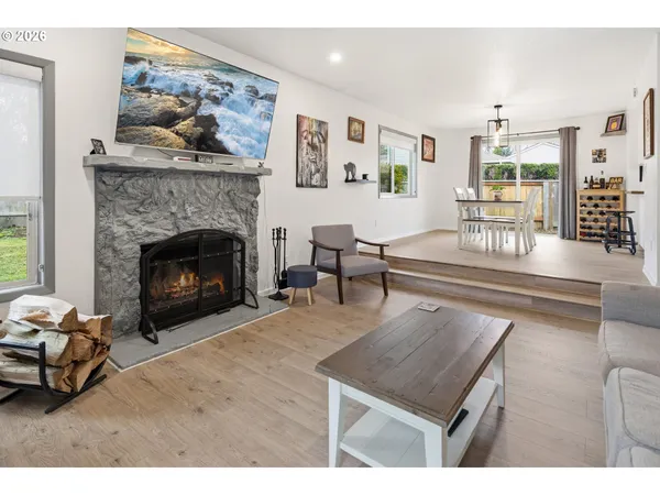 $450,000 | 9400 Southwest Downing Drive, Beaverton, OR 97008
